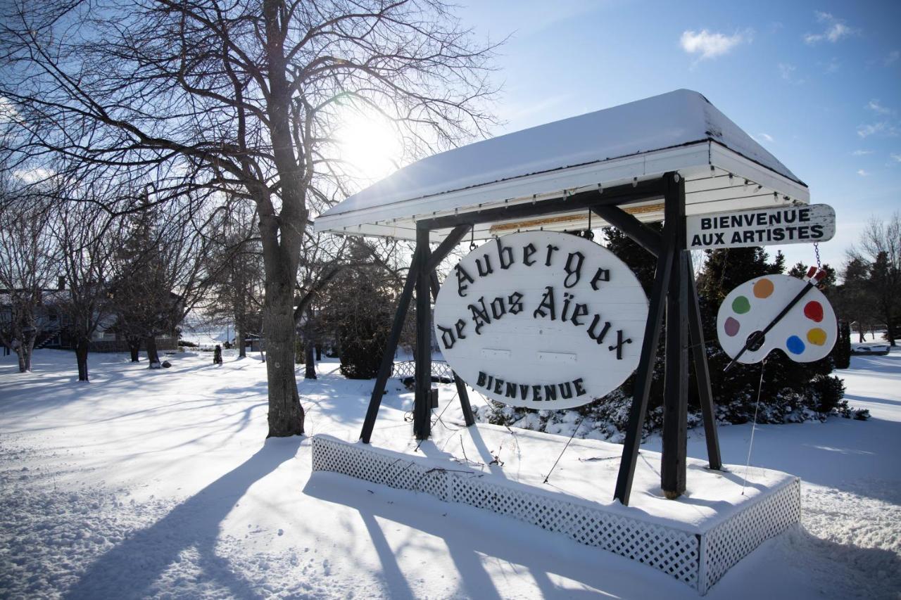 Auberge De Nos Aieux Les Éboulements Eksteriør billede