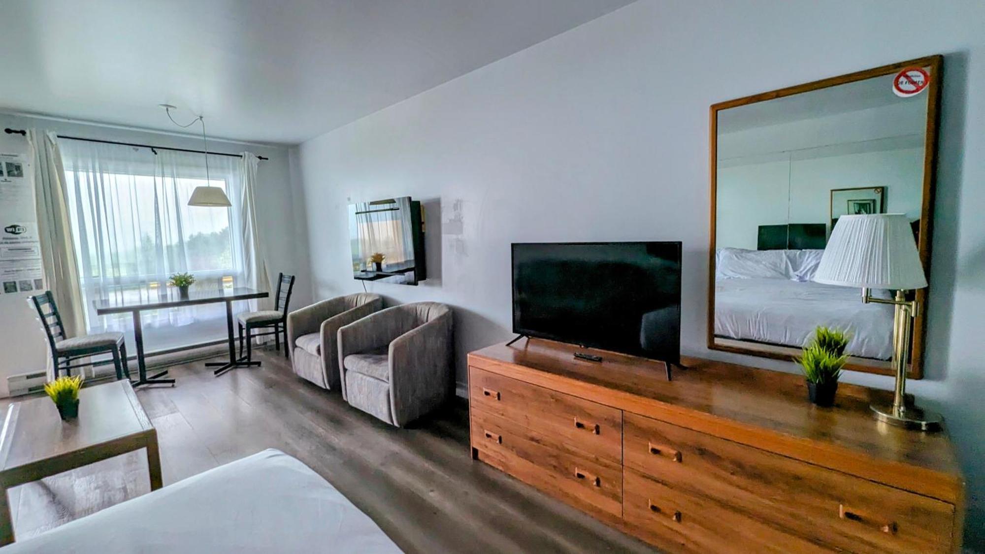 Auberge De Nos Aieux Les Éboulements Eksteriør billede